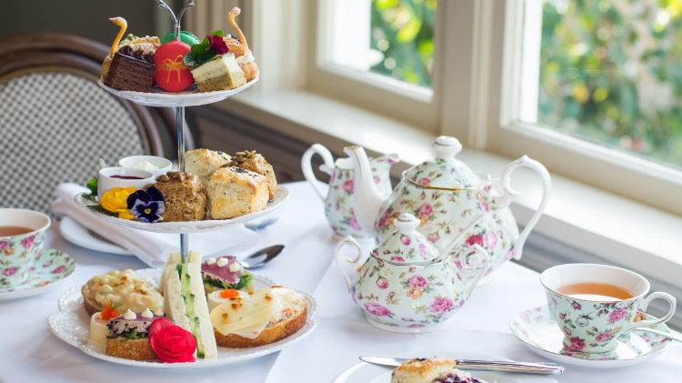 Victoria Huntingdon Manor with Afternoon Tea Package | BC Ferries Vacations