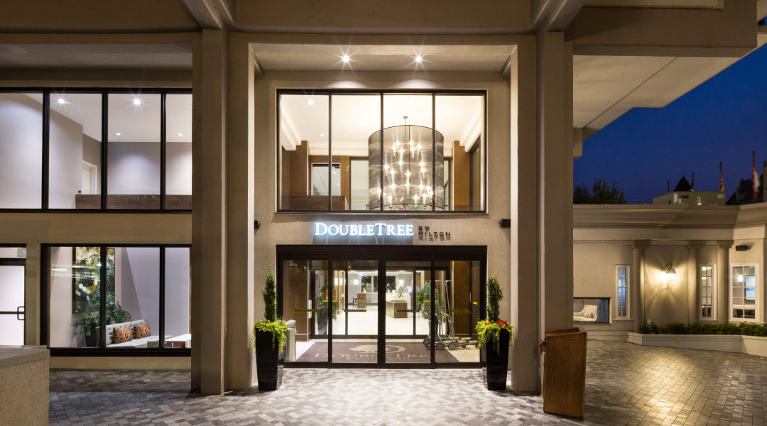 DoubleTree by Hilton Hotel & Suites Victoria Victoria | BC Ferries Vacations